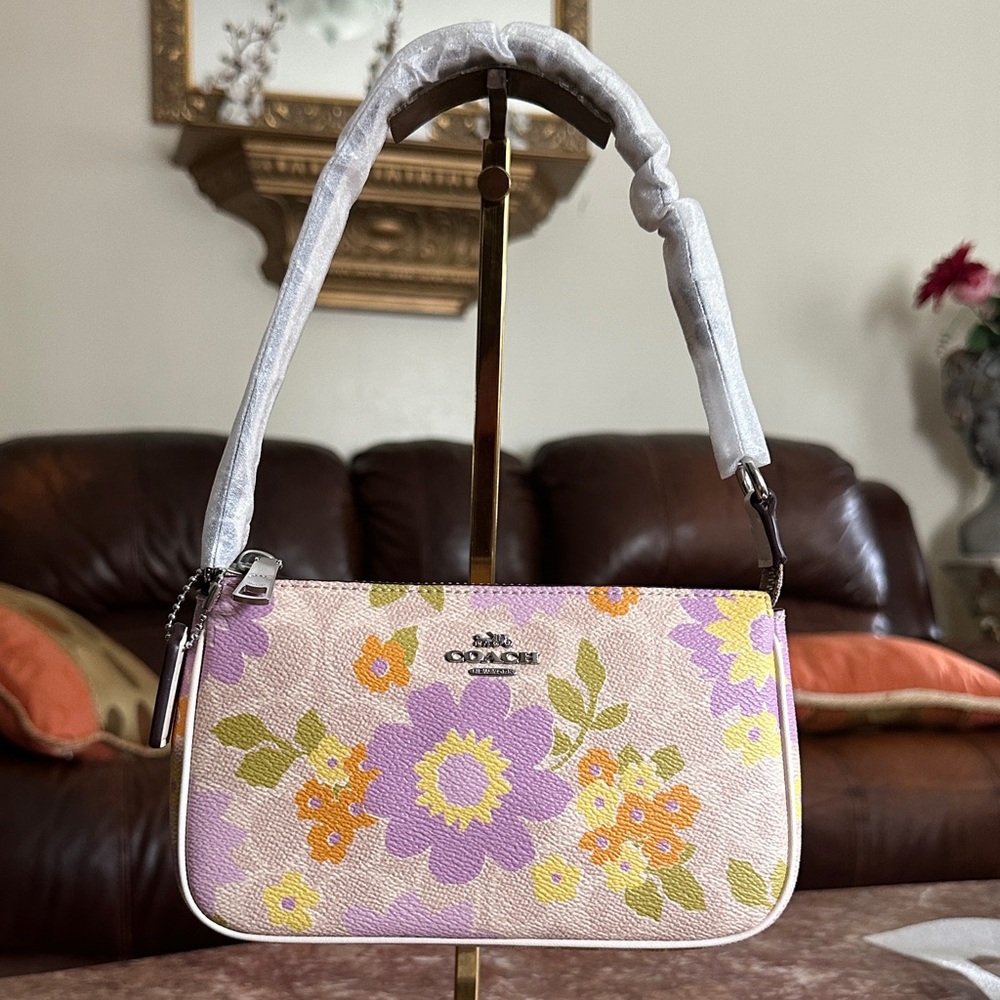 Coach Floral leather shoulder bag nwot